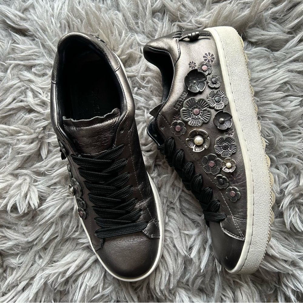 Coach Tea Rose Floral Embellished Metallic Leather Sneakers womens shoe size 9 B - Picture 3 of 13